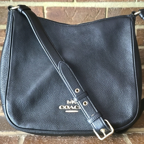 Coach Ellie Gold/Black Refined Pebble Leather File Bag/Crossbody - Picture 1 of 5